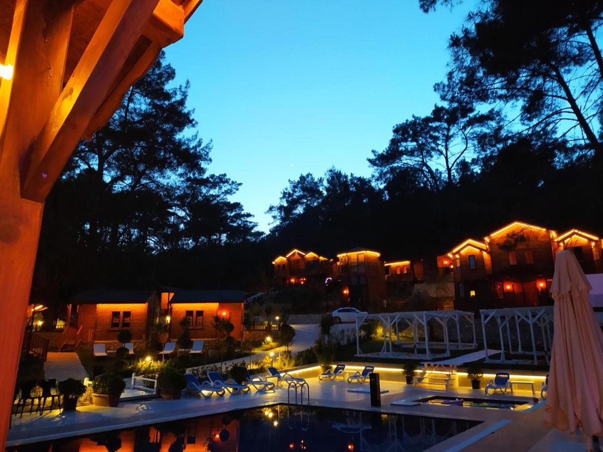 Babylontown Otel Olympos Bagian luar foto